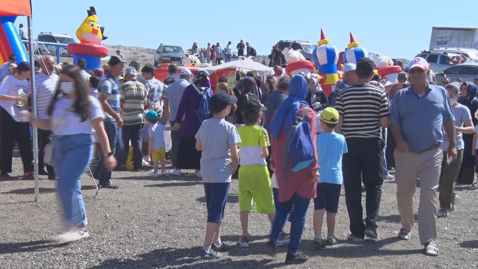 9. KUTLUDÜĞÜN FESTİVALİ MAMAK'TA: DÜZENSİZ ETKİNLİKTE BEKLENTİLER KARŞILANAMADI