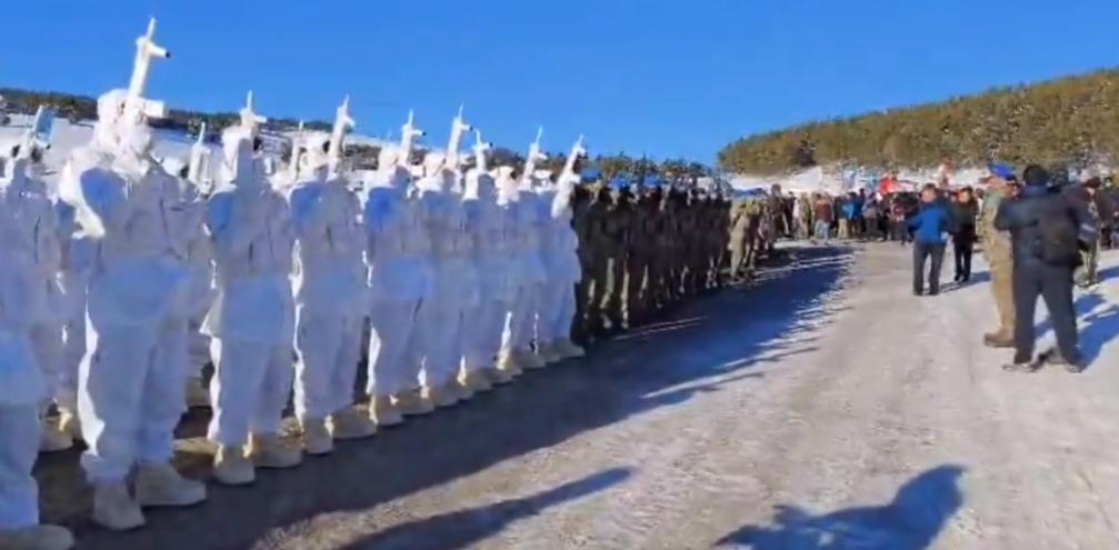 SARIKAMIŞ HAREKÂTI’NIN 109’UNCU YILI ANMA TÖRENİNDE 9’UNCU KOMANDO TUGAY KOMUTANLIĞI YÜRÜYÜŞ GERÇEKLEŞTİRDİ