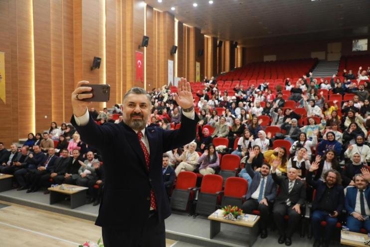 RTÜK BAŞKANI ŞAHİN, ‘YENİ MEDYA VE İLETİŞİM KAMPI’NA KONUK OLDU