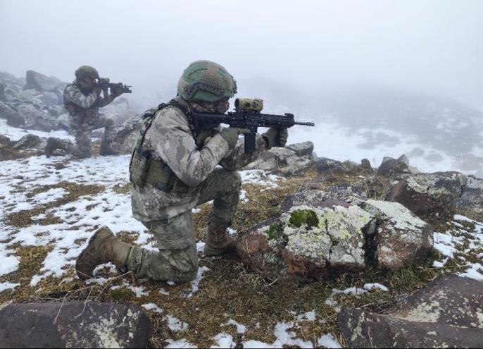 MSB: 2 PKK’LI TERÖRİST HAVA HAREKÂTI İLE ETKİSİZ HÂLE GETİRİLDİ