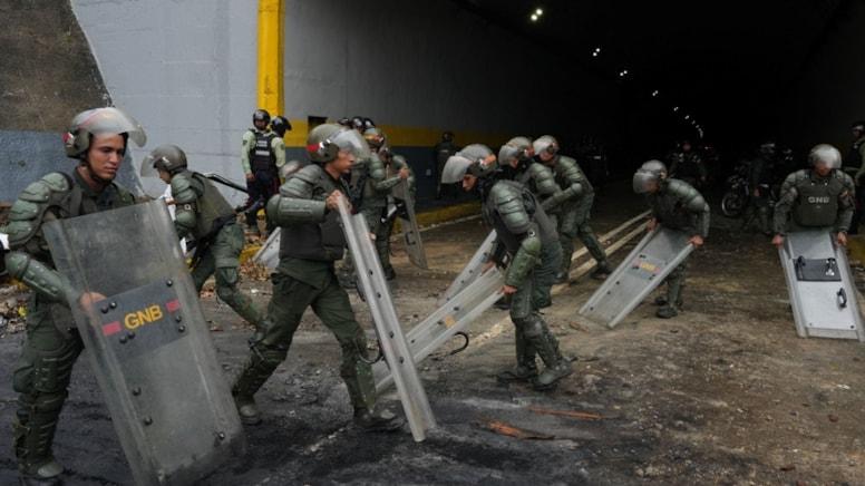 VENEZUELA’DA SEÇİM SONUÇLARINA YÖNELİK PROTESTODA 1 KİŞİ YAŞAMINI YİTİRDİ