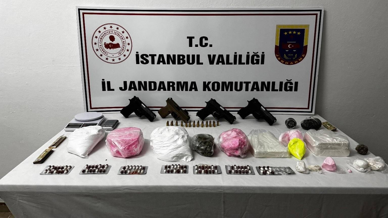 JANDARMA ŞİLE’DE SUÇ MAKİNASI YAKALADI